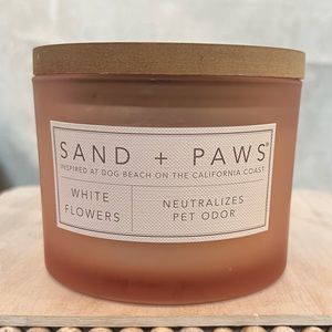 Sand + Paws "WHITE FLOWERS" Candle